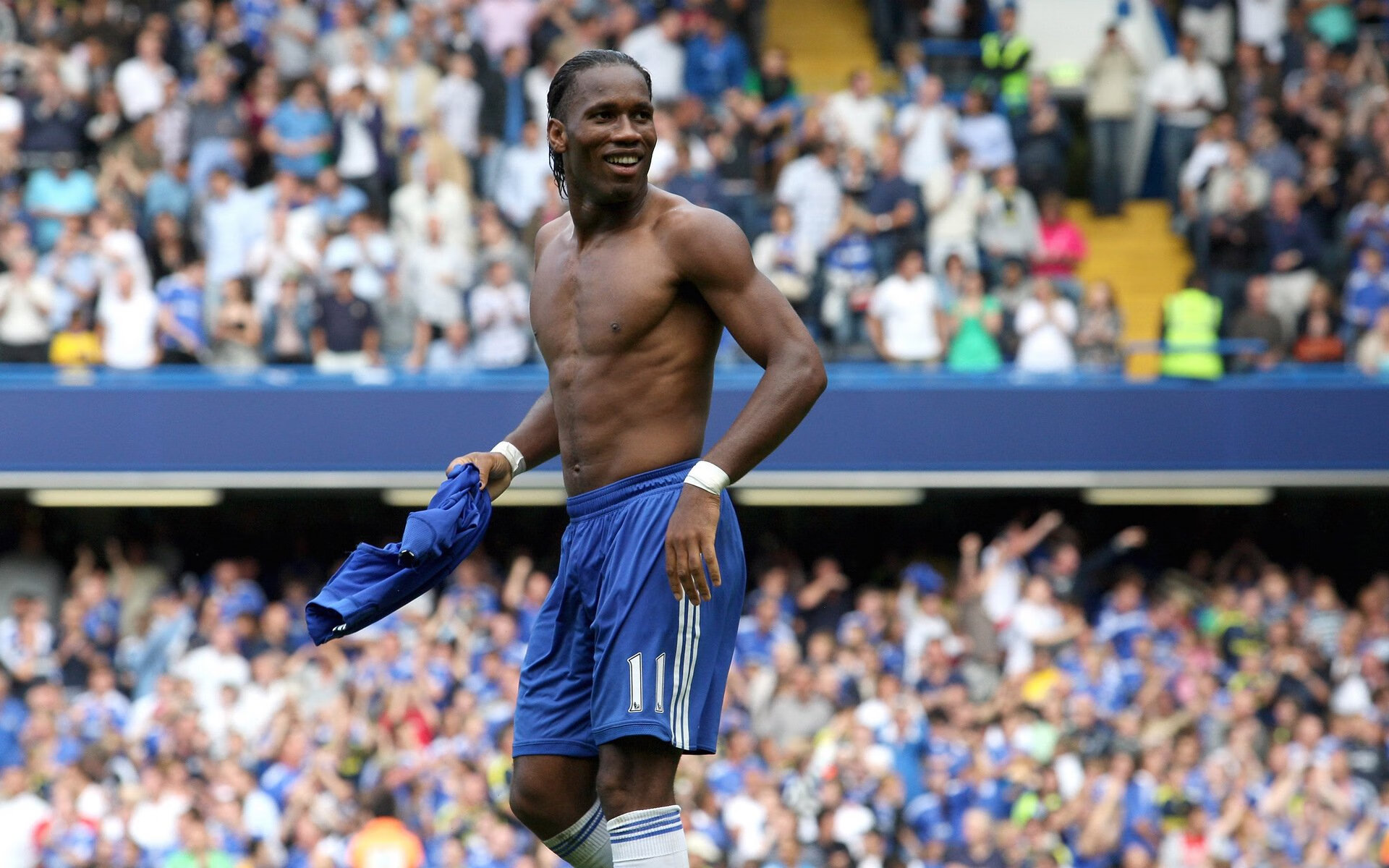 体育营销：品牌如何借势球星效应？，体育明星营销产品